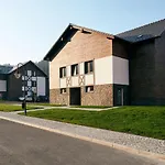 Gothal A Penzióny * Dóval