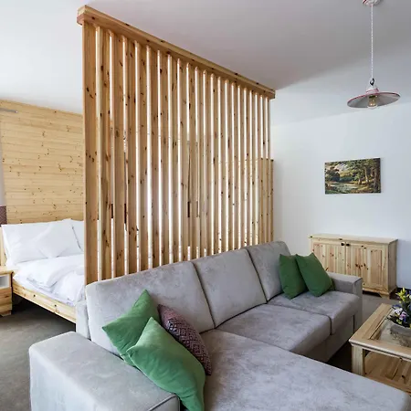 Gothal A Penzióny * Dóval