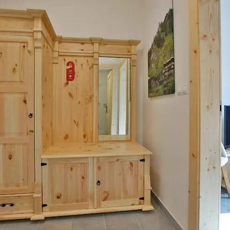 Apartament Gothal A *