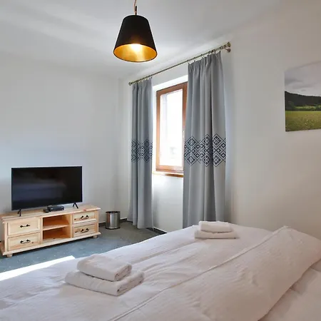 Apartment Gothal A *